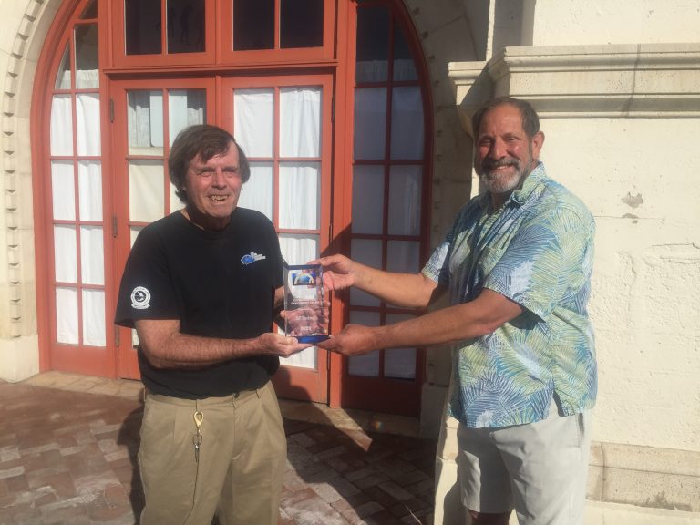 Catalina’s ‘Dr. Bill’ honored for increasing public awareness of marine environment