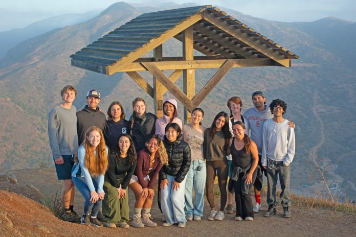 Photo 15 sunrise hike group